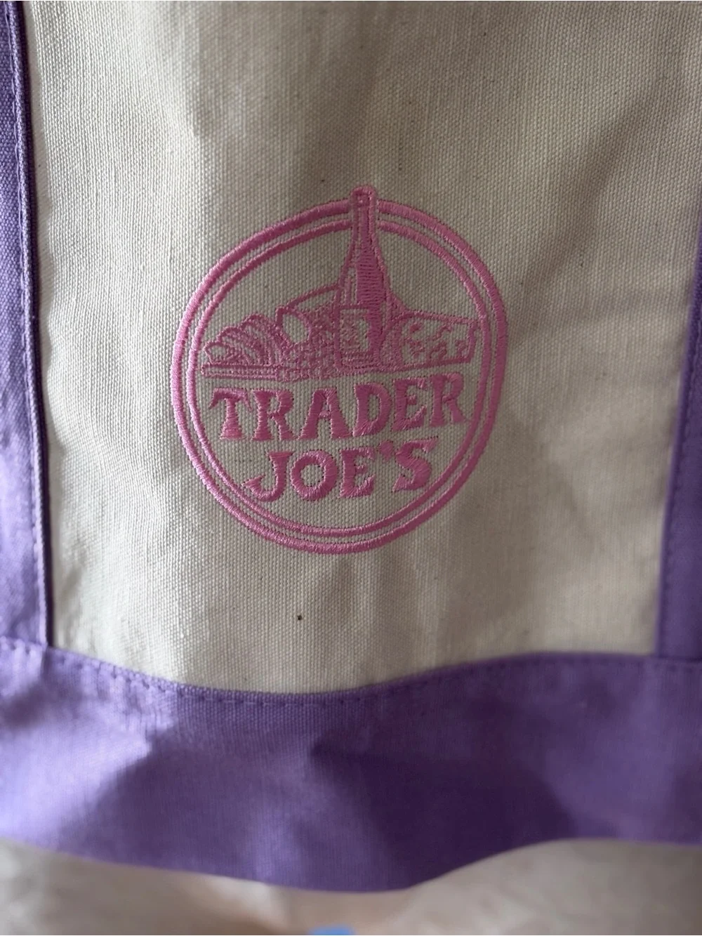 Trader Joe’s Limited Edition 2026 Cream/Lavender Reusable Tote Bag